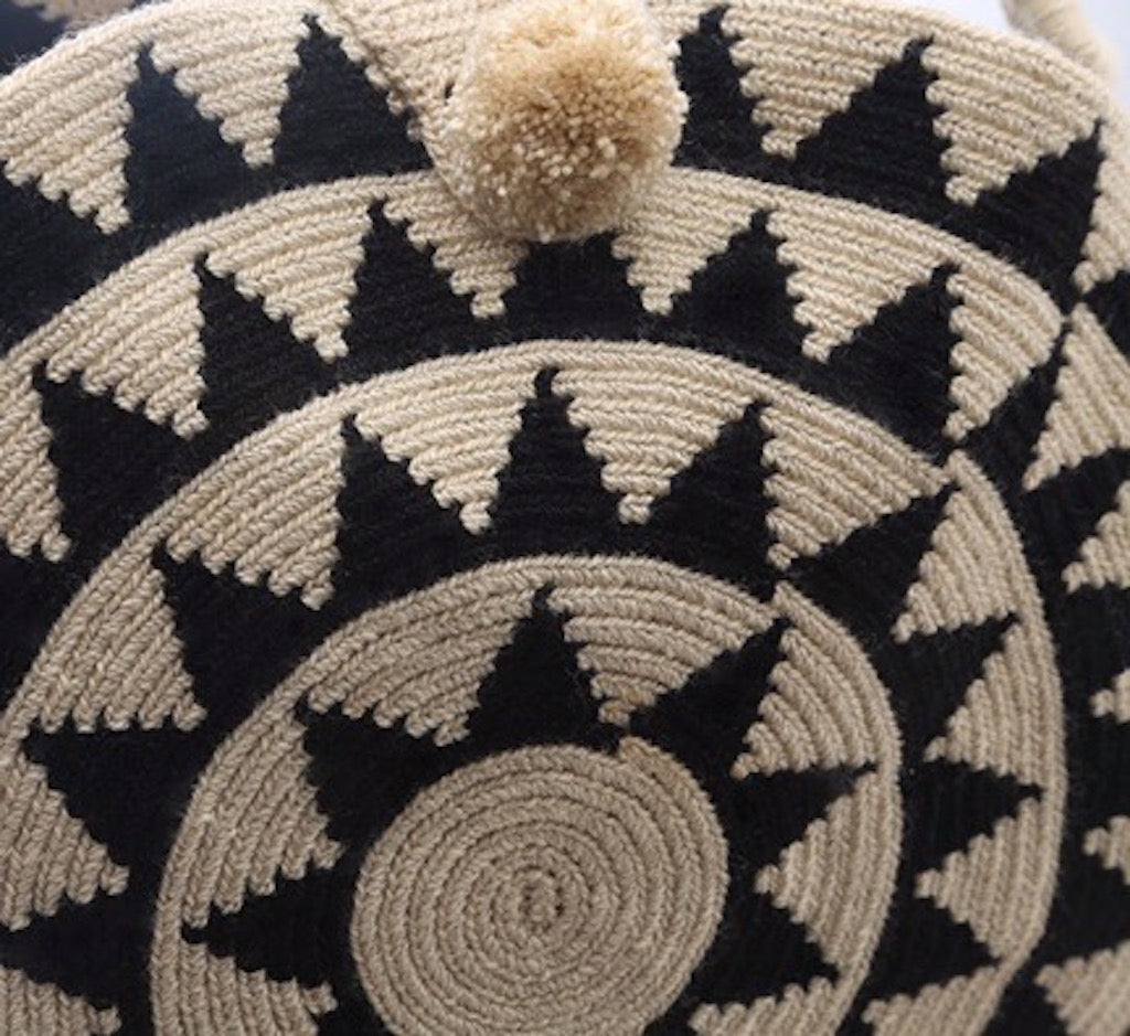 Round Campora Wayuu Chila Bag