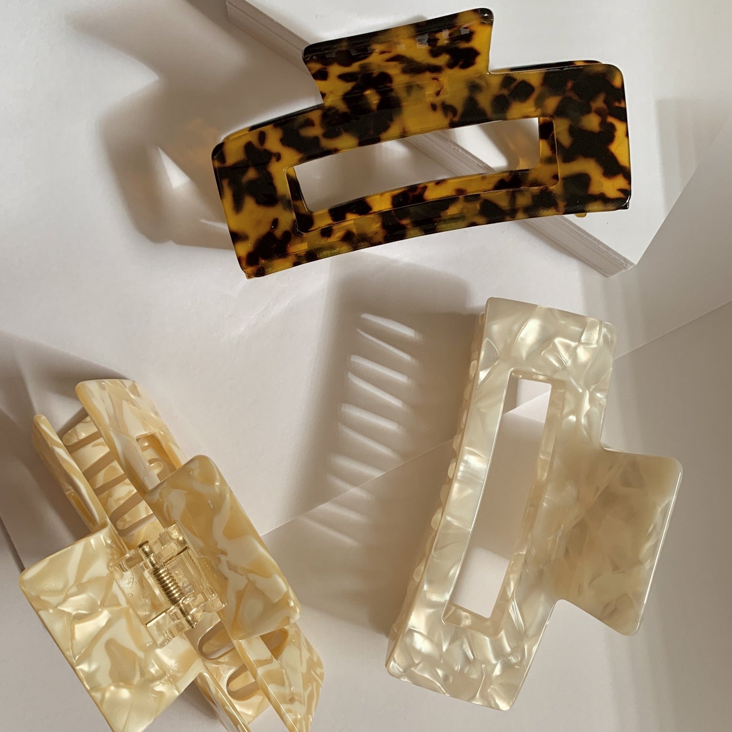 Large Creme Claw Clip- Classic Edition